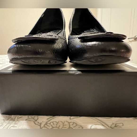 TORY BURCH SALLY WEDGE/PUMPS TUMBLED LEATHER BLACK SIZE 6 US – RETAIL $325.00 - Picture 7 of 12